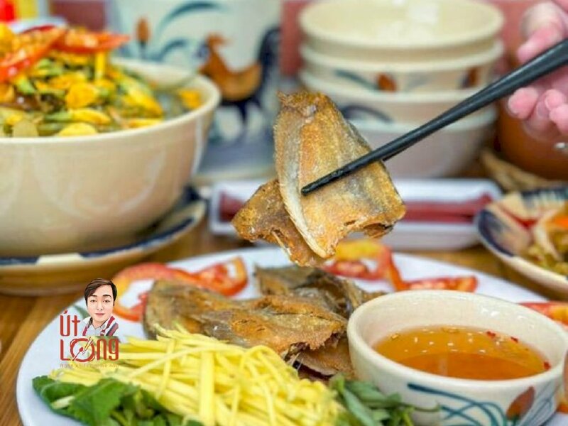 Khô cá sặc chiên xoài bằm - mắm chua ngọt - UL32