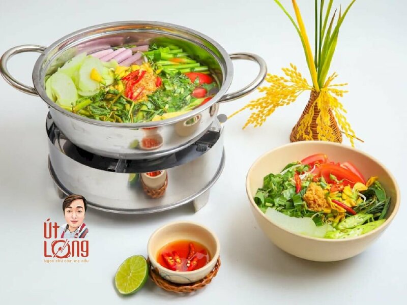 Lẩu mắm Châu Đốc (tôm/mực/cá/thịt) - UL71